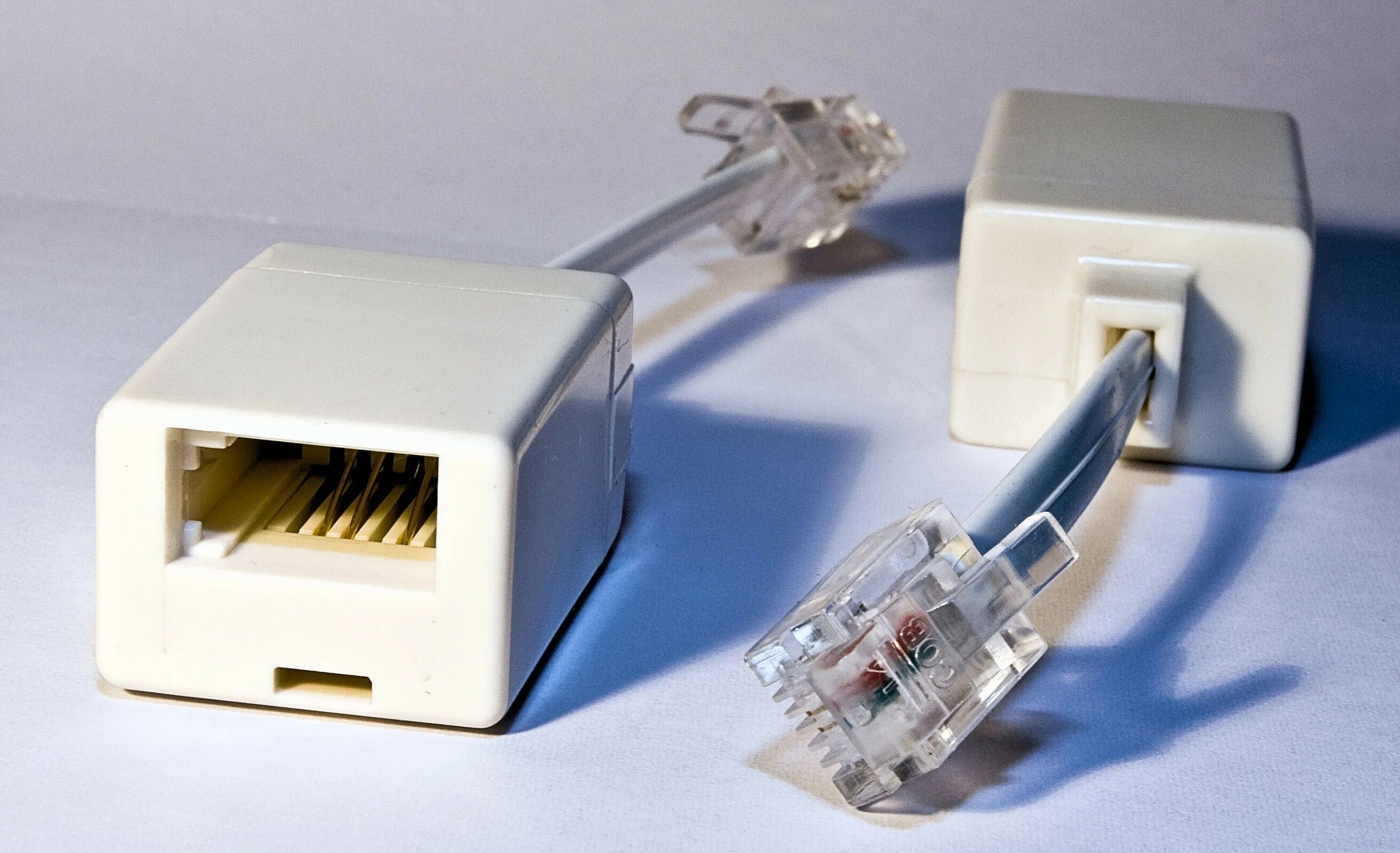 Соединитель интернет кабеля между собой. Патч корд мама папа rj45. rj45 переходник оптика кабель. бочонок rj45. переходник с телефонного кабеля на ethernet.