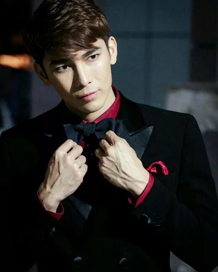 Крис ву его история 3. Lawless gangster. Lawless gangster. Тарн и тайп милые. Lawless gangster.