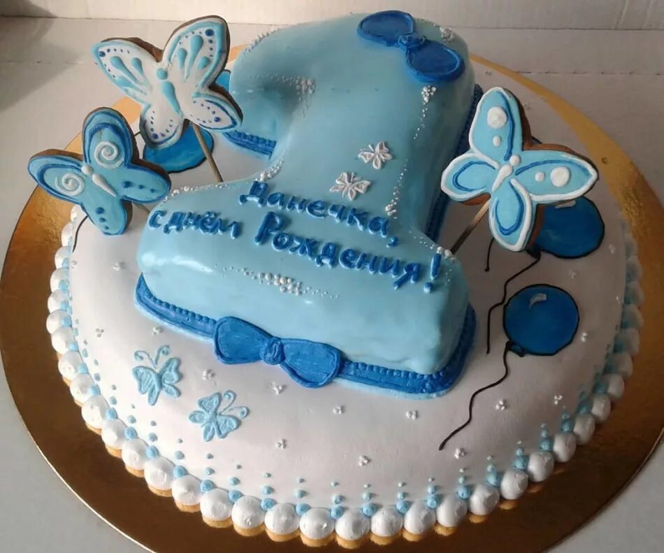 Торт на годик мальчику. Торт ребёнку на 1 год. Торт на годик сыну. Тортик на год девочке. Тортик на 1 годик девочке.