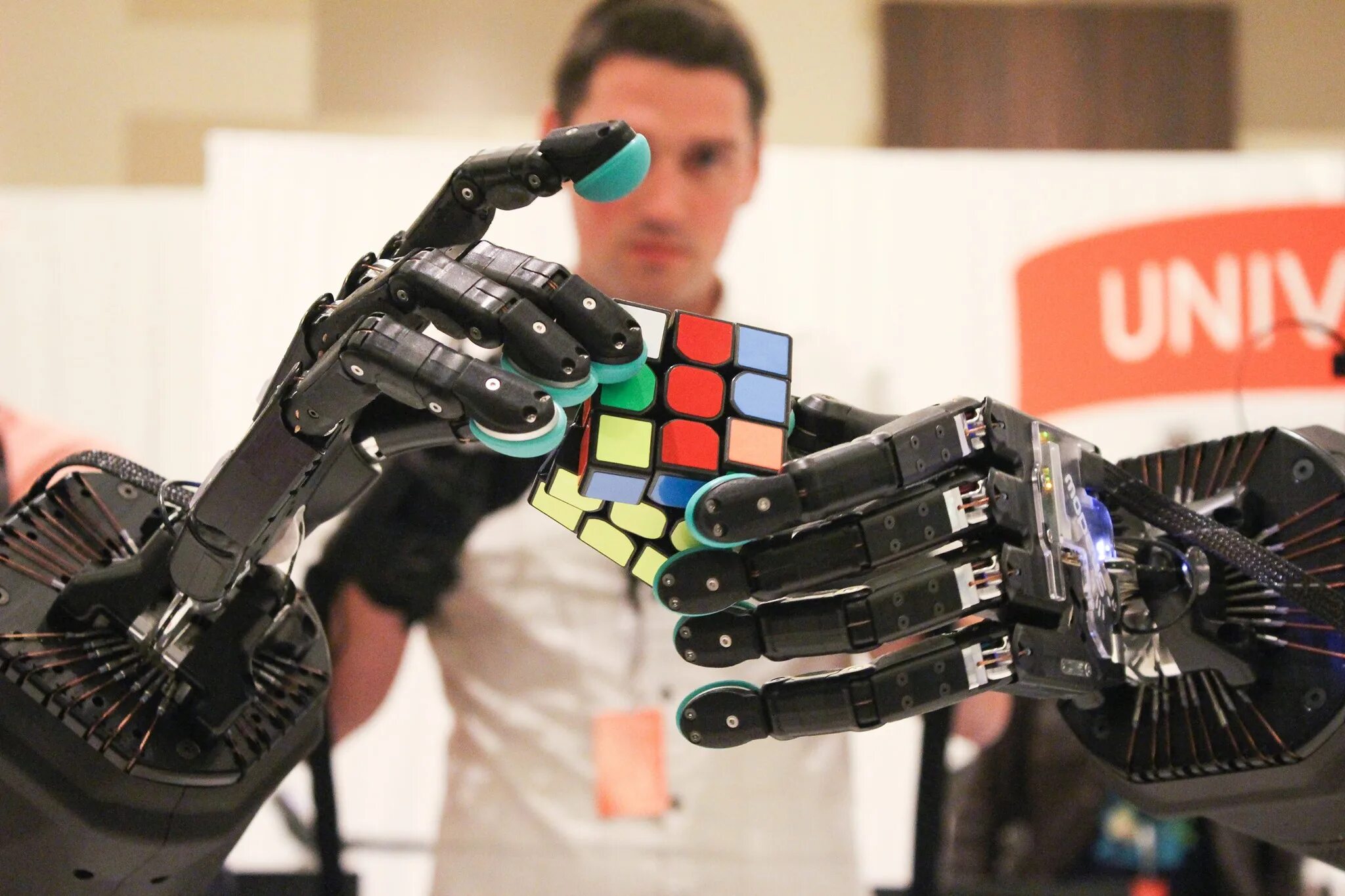 Тактильные роботы. Автоматическая рука. Робот Handbot Stark. Робот руки автоматически.