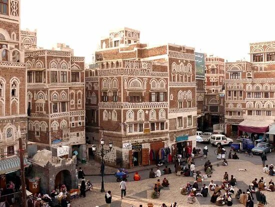 Sanaa, one of the oldest cities in the world, at night Most beautiful cities, Be