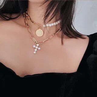 Чокер с кулоном