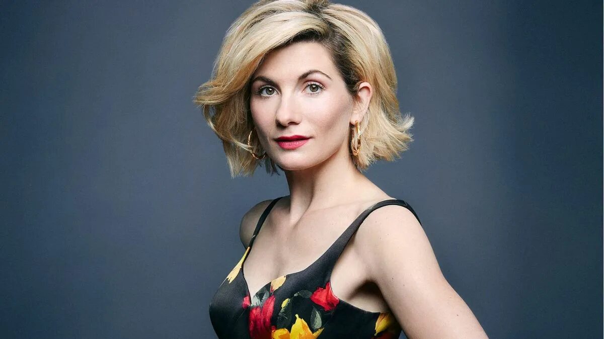 Jodie whittaker. Сэлли уитэйкер. Jodie whittaker. Джоди уиттакер 2019. Джоди уиттакер.