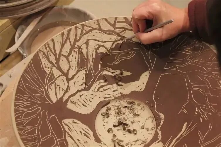 Техники декорирования изделий. - Сграффито (техника процарапывания) Иран. Сграффито древней Греции. Сграффито ангоб. Сграффито Гончарный круг.