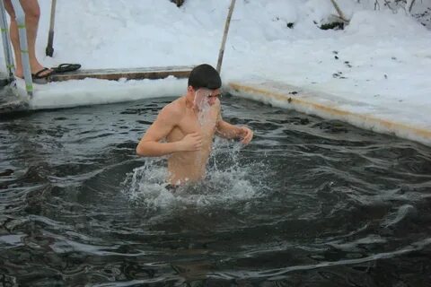 Купание детей в холодной воде