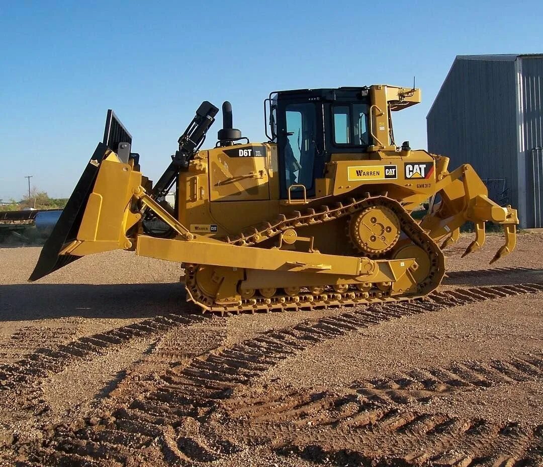 Бульдозер давай. Бульдозер Caterpillar d6. Бульдозер Caterpillar d6t STD. Бульдозер Катерпиллер д-7. Бульдозер кат d6g2 XL.