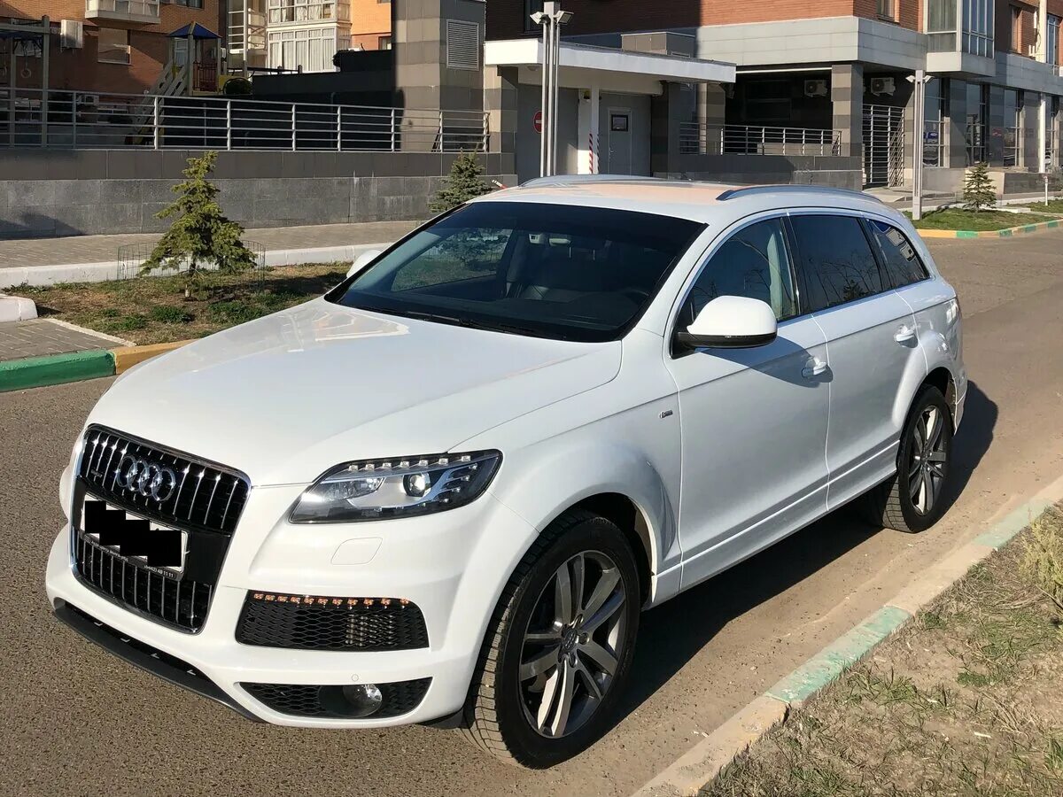 Audi q7 White. Ауди q7 белая. Ауди джип q7 белая. Audi q7 2012. Ауди ку7 бу купить