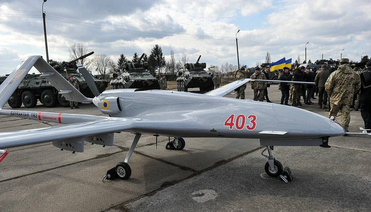 Феодосия беспилотник. Байрактар ударный беспилотник. бпла байрактар tb2. bayraktar tb2 украина. турецкие ударные беспилотники bayraktar.