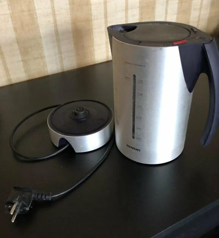 Чайник сименс tw91100. Чайник siemens porsche design. Электрочайник siemens tw 911p2. Чайник сименс порше. Siemens porsche.