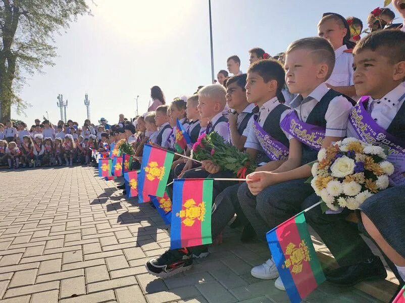 Краснодар школа 86 старокорсунская. Школа старокорсунская станица. Школа 86 старокорсунская. Школа станица старокорсунская. Краснодар школа 86 старокорсунская.
