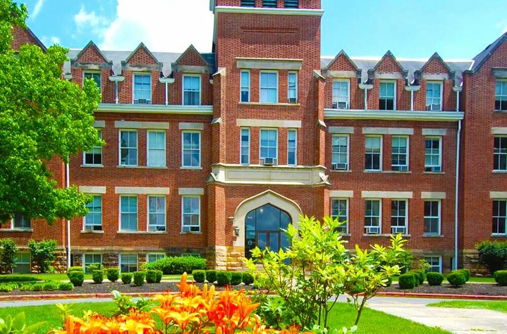 Университет штата Вирджиния. Wesleyan College. Колледж Западной Вирджинии. Колледж Северной Каролины.