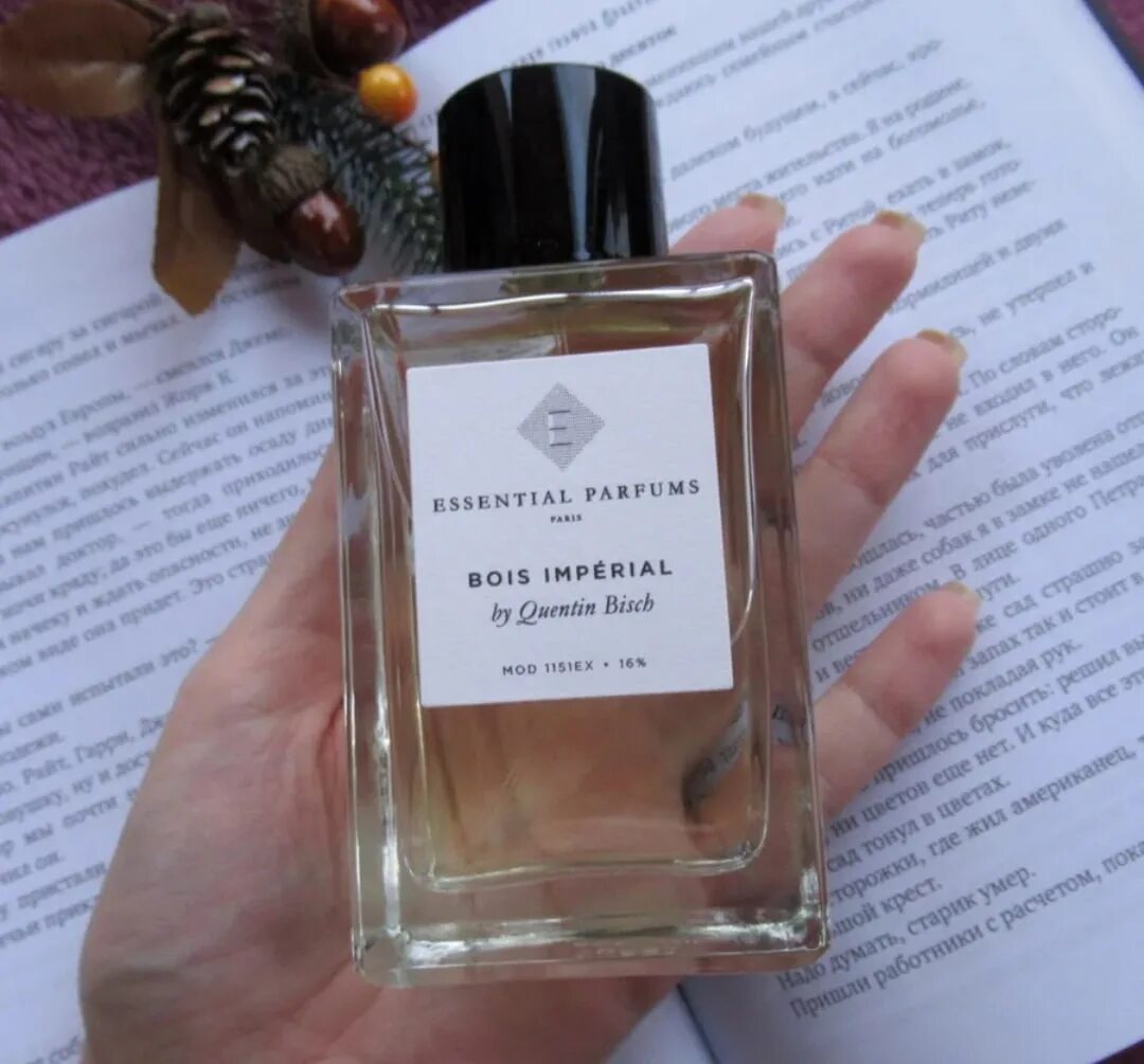 Essential parfums paris bois imperial. Bois imperial духи мужские. Essential parfums bois imperial. Essential parfum bois imperial. Духи bois imperial by quentin biscb.