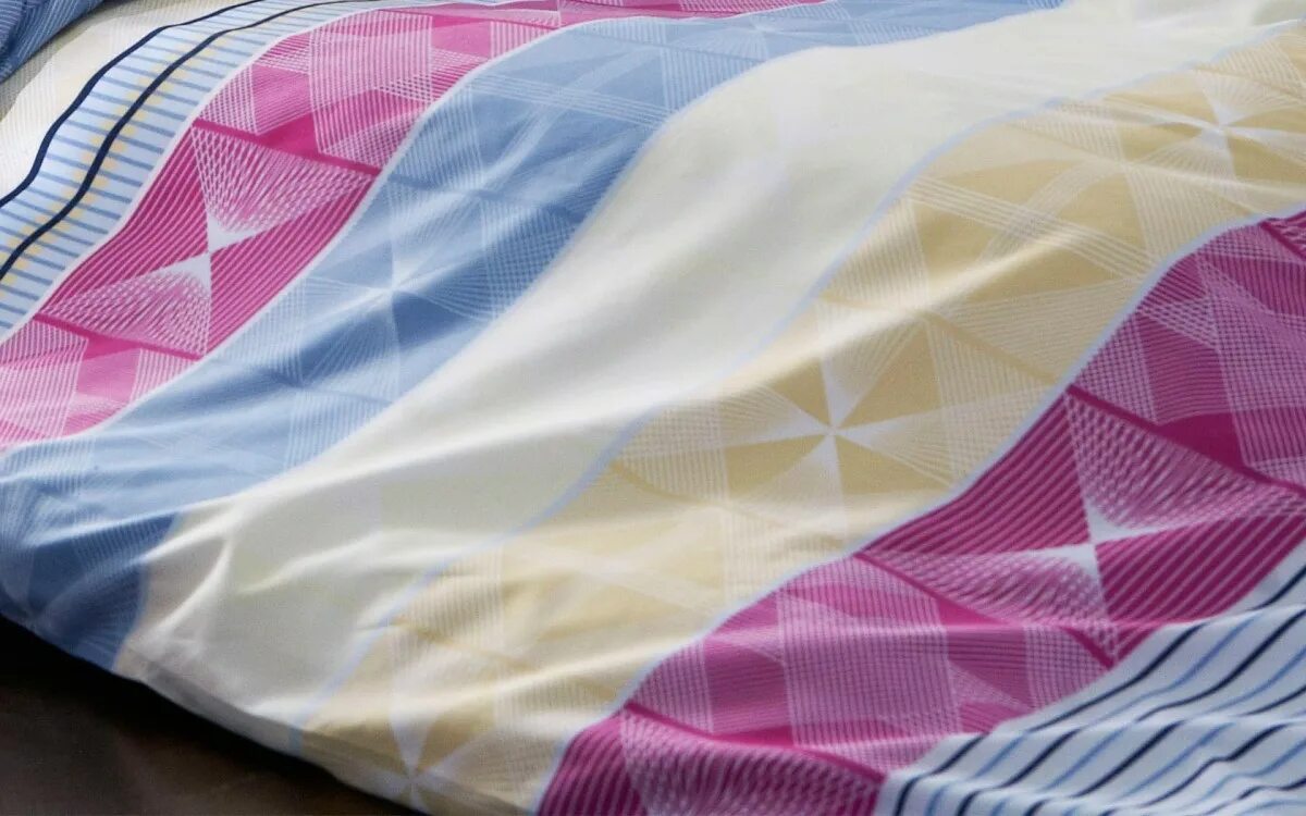 Постельный комплект со стеганным пододеяльником. Постельное белье с одеялом primavera. Постельное без пододеяльника. Двухсторонний пододеяльник. Набор с одеялом tango primavera.