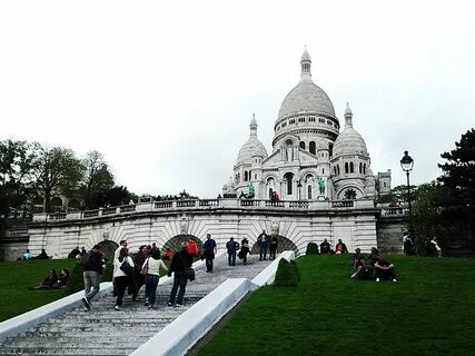 Paris hill