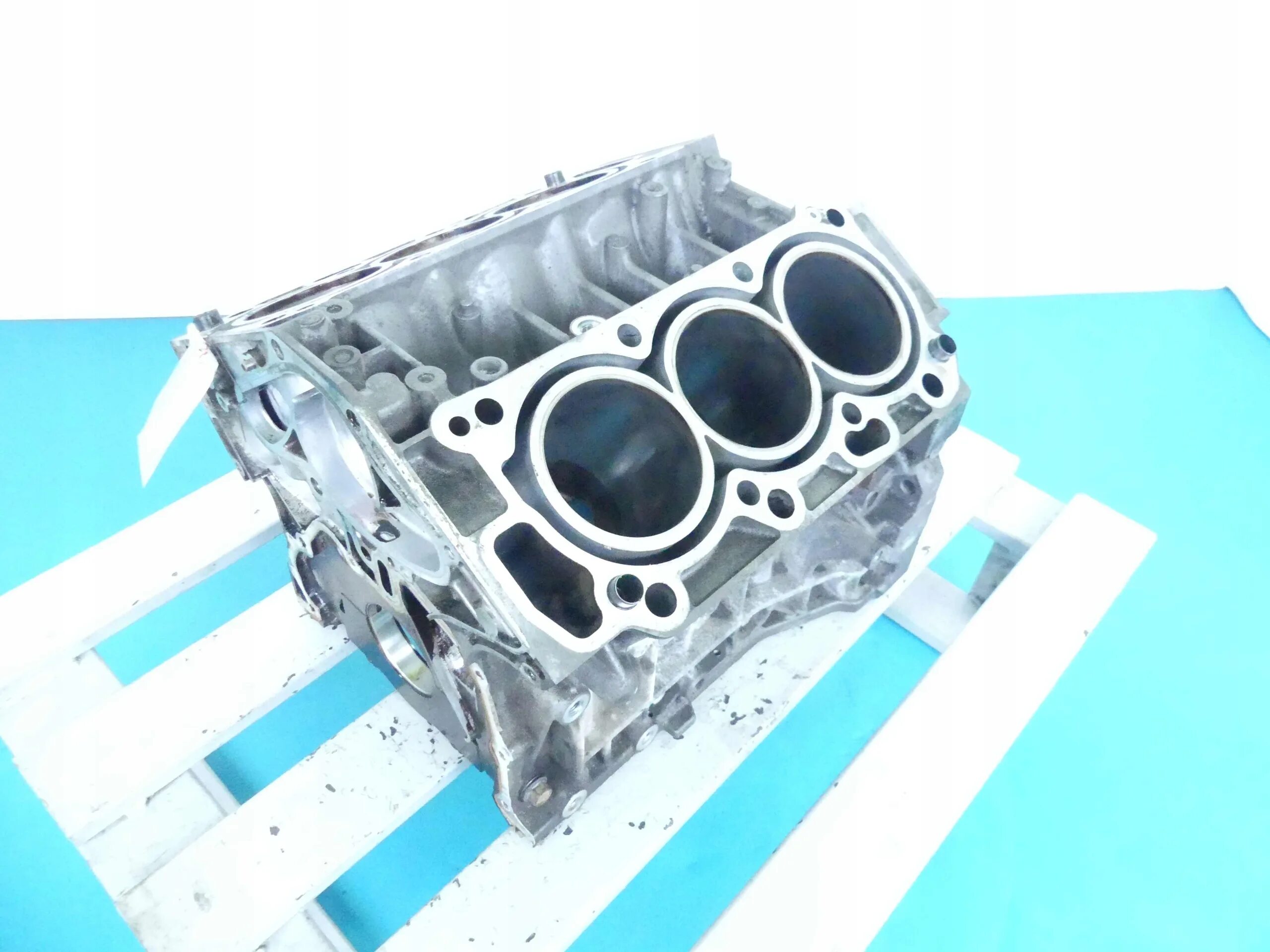 Блок цилиндров honda. Блок двигателя хонда срв b20z1. 8 apx блок двигателя. Блок двигателя д15б. Блок двс хонда.