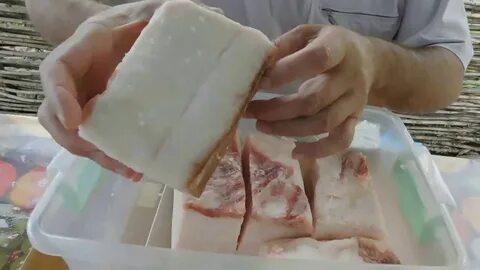 Режу сало