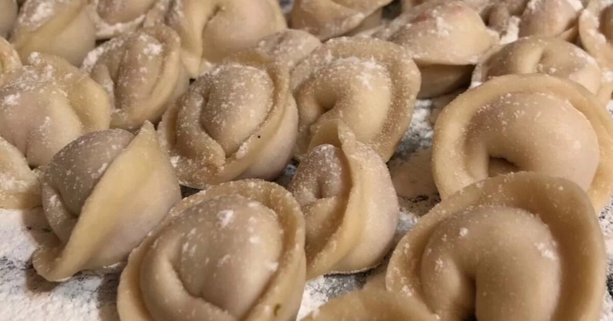 пельмени из говядины. пельмени пошаговый классический. пельмени рецепт классический. ингредиенты для классических пельменей. пельмени и к.