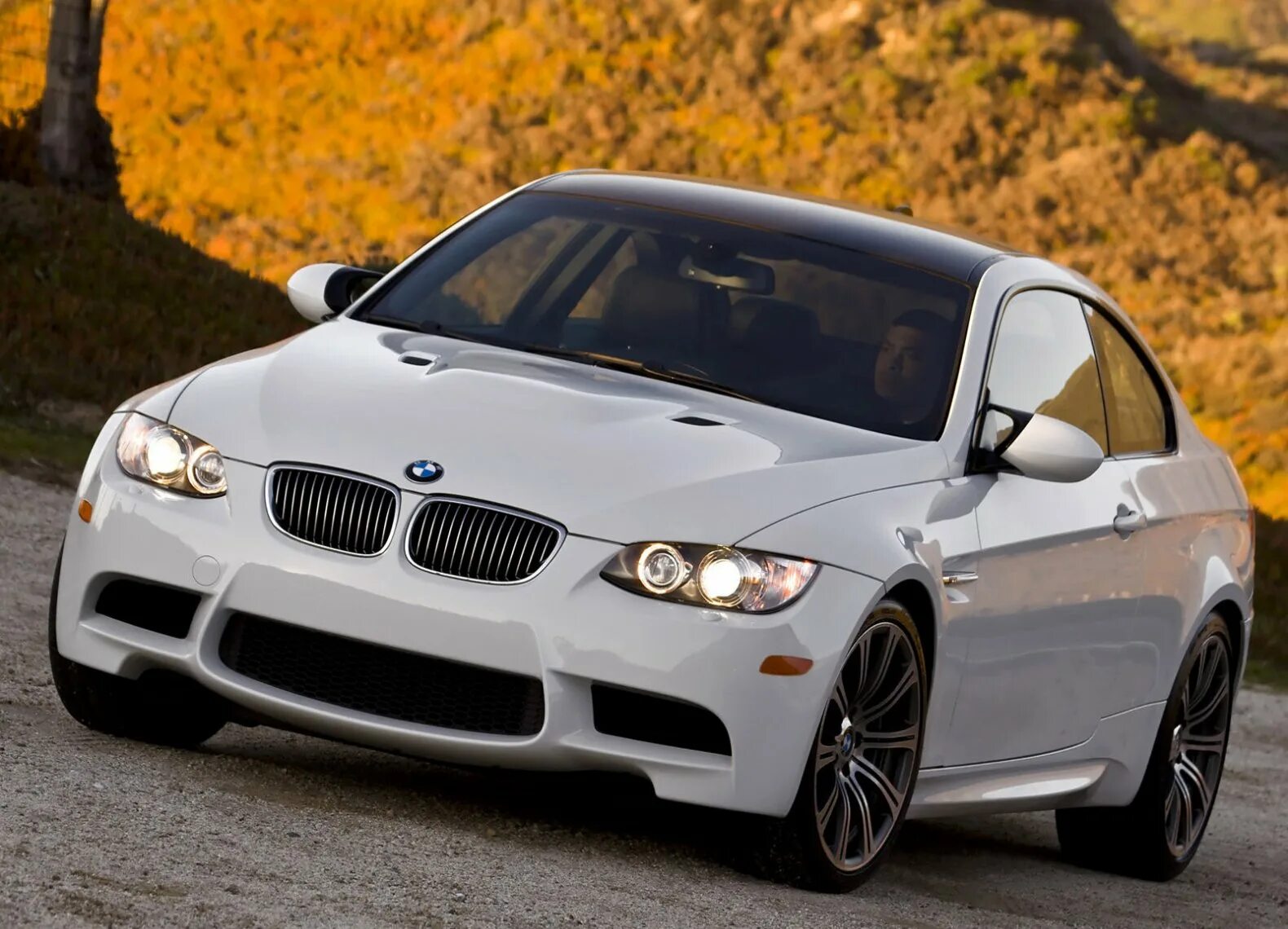 Автомобиль bmw 3. BMW m3 Coupe 2013. BMW m3 Coupe 2008. BMW m3 Coupe 2012. BMW e92 Coupe m.