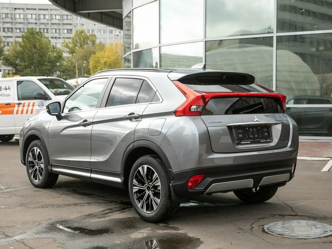 Мицубиси храндер кросс. Mitsubishi Eclipse Cross. Митсубиси Эклипс кросс серый. Мицубиси Eclipse Cross. Mitsubishi Eclipse Cross 2019.