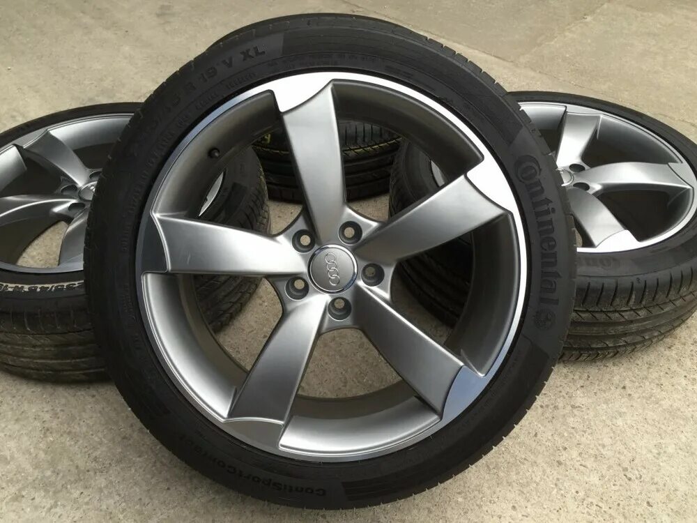 Диски 245 45 19. R19 245 45 hre. 245/45 r19. Резина 245-45-r19. 235 45 19 ауди.