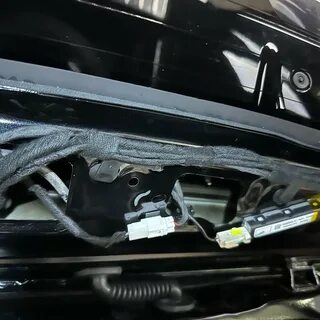 Электропривод багажника geely atlas