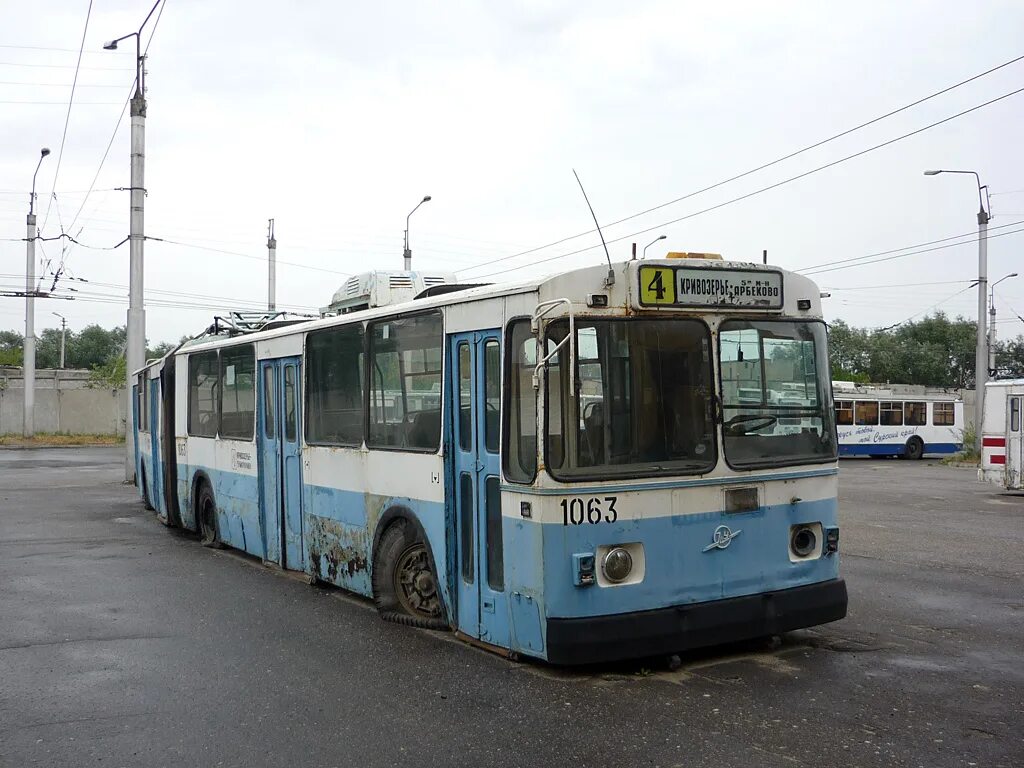 Троллейбусное депо Пенза. ЗИУ 6205 Пенза. Троллейбусное депо 1 Пенза. Троллейбус ЗИУ 6205. 1 троллейбус пенза