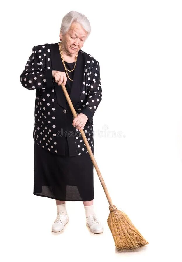 Уборщица для пенсионеров. Бабуля уборщица. Бабка с веником. Бабушка с метлой. Старушка на метле.