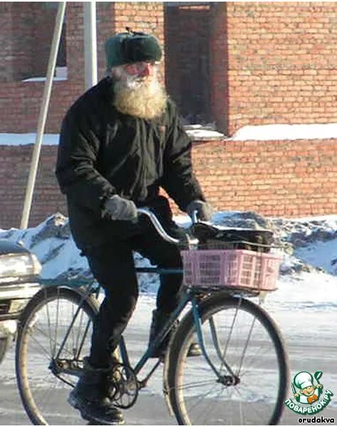 Дедушка на велосипеде. Ездить дедушка. Дед и внук. Дед на мотоцикле. Пенсионер на автомобиле.