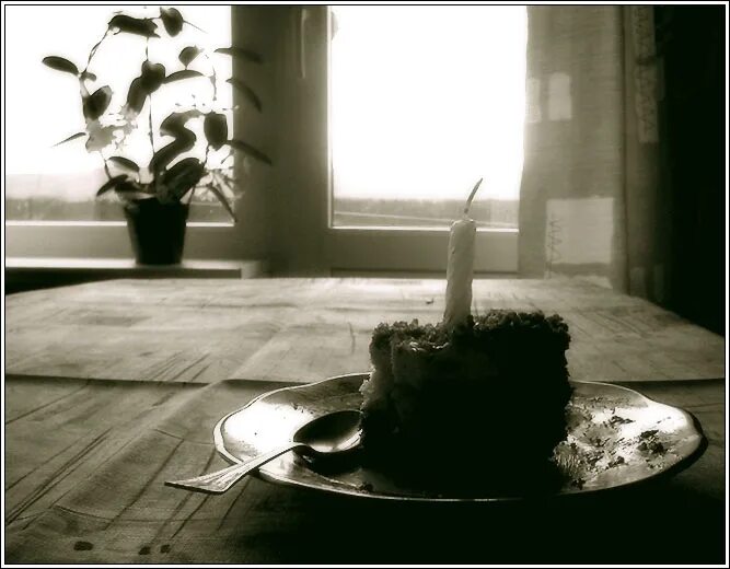 Грустный праздник. Рождений для грусти. Рождений для грусти. Тортик для котика. Рождений для грусти.