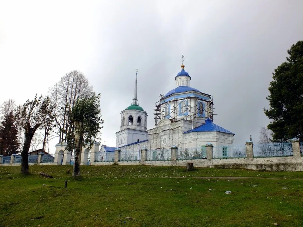 Поселок орел пермский край. Орел городок Церковь похвалы Пресвятой Богородицы. П Орел Усольский район Пермский край. Церковь поселок Орел Березники. Орел городок Строгановы.