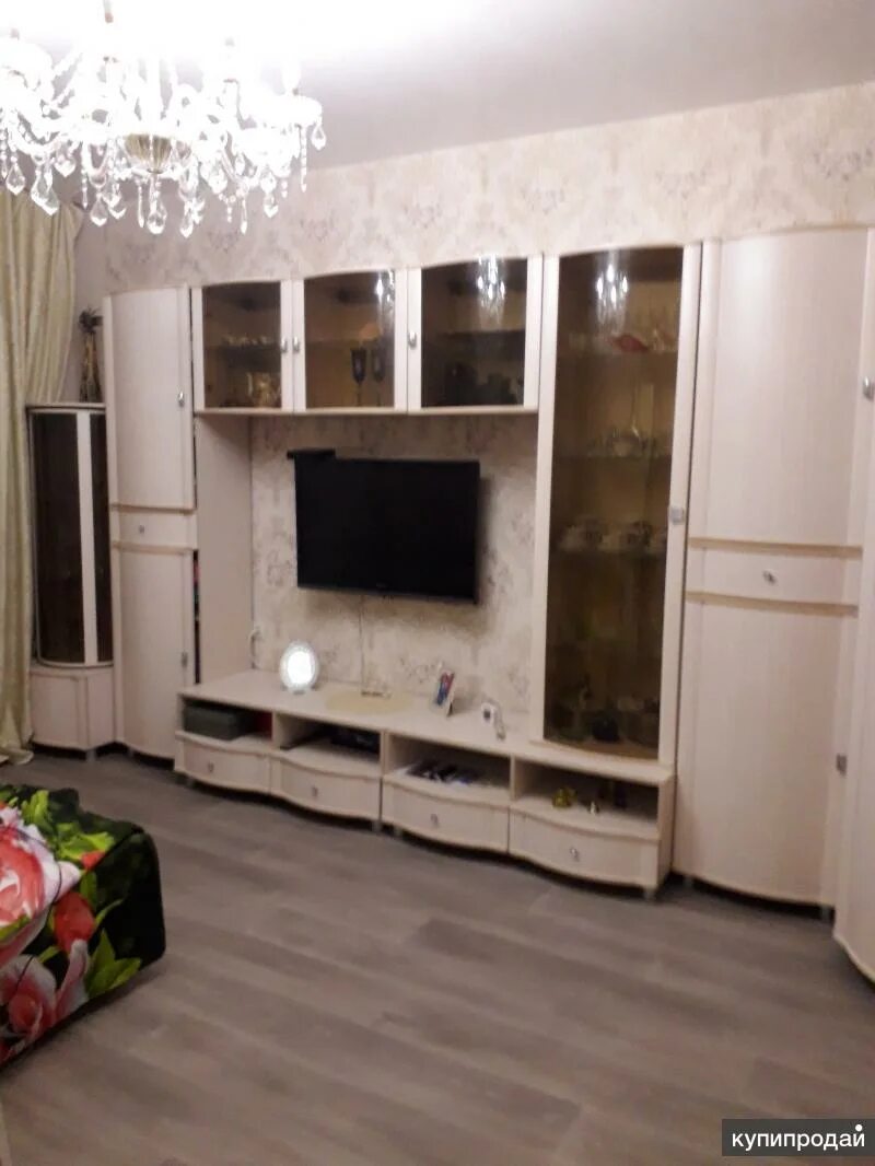 Продается 2 комнатная Чапаева 7б ленпроект. Продается 2 комнатная квартира Республики 88 Сургут. Двухкомнатная квартира в Сургуте. Вторичка Сургут фото.