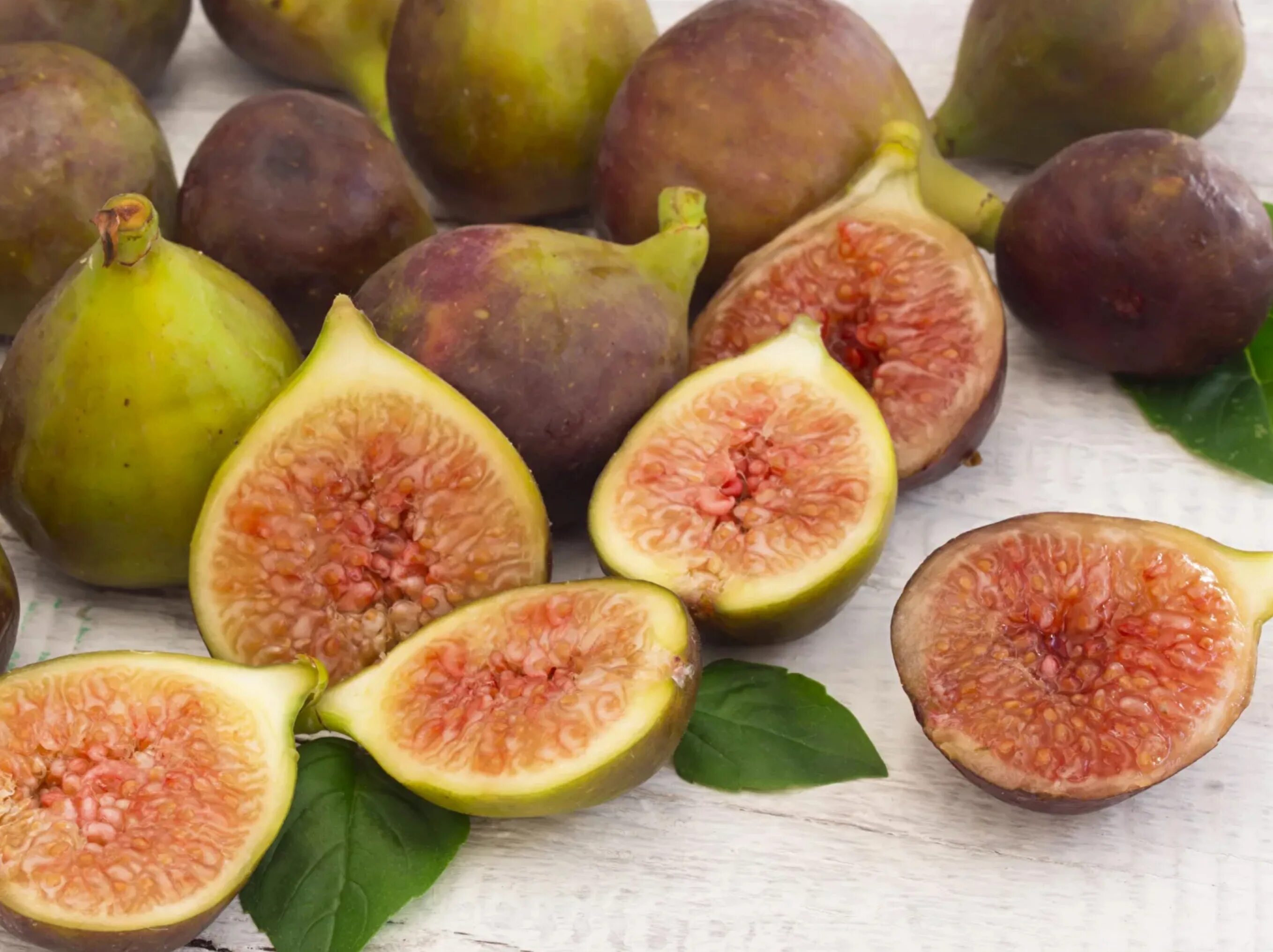Whole and sliced figs stock image. Image of fresh, tropical - 59547405