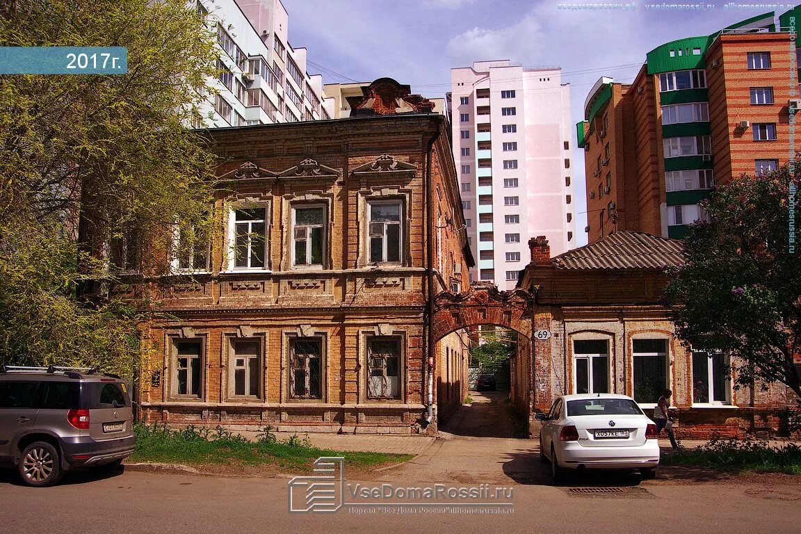 Ленинский дом 69