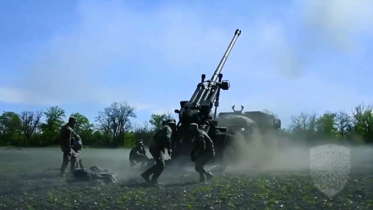 Гаубичная артиллерия. Главная артиллерия. Украинские гаубицы. Украинский пулемет.
