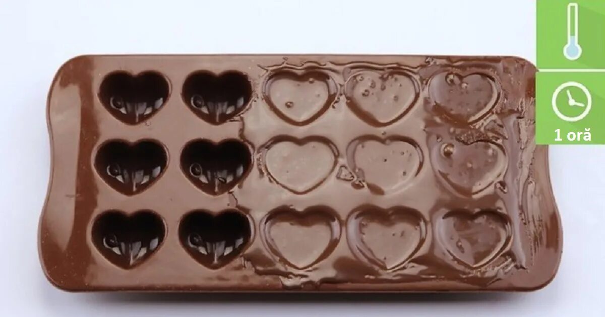 Шоколад в формах в домашних условиях. Разлить шоколад по формам. Разлейте шоколад по формам. Шоколад из формочек. Влить шоколад в формы.