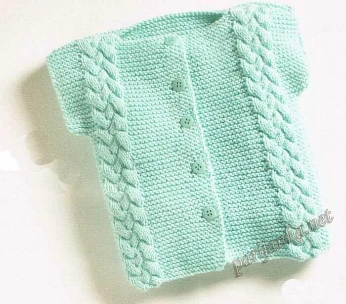 вязаные детские безрукавки.