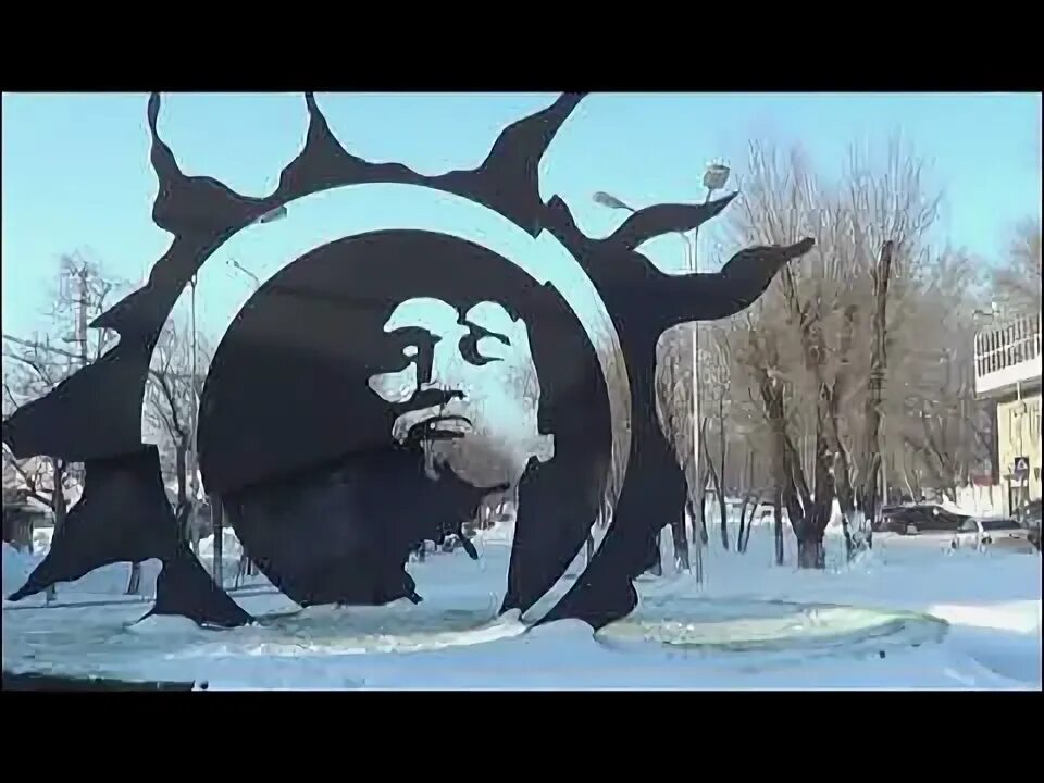 Караганда цой. Памятник виктору цою в караганде. памятник цою в калининграде. памятник виктору цою в калининграде. город караганда памятник цоя.