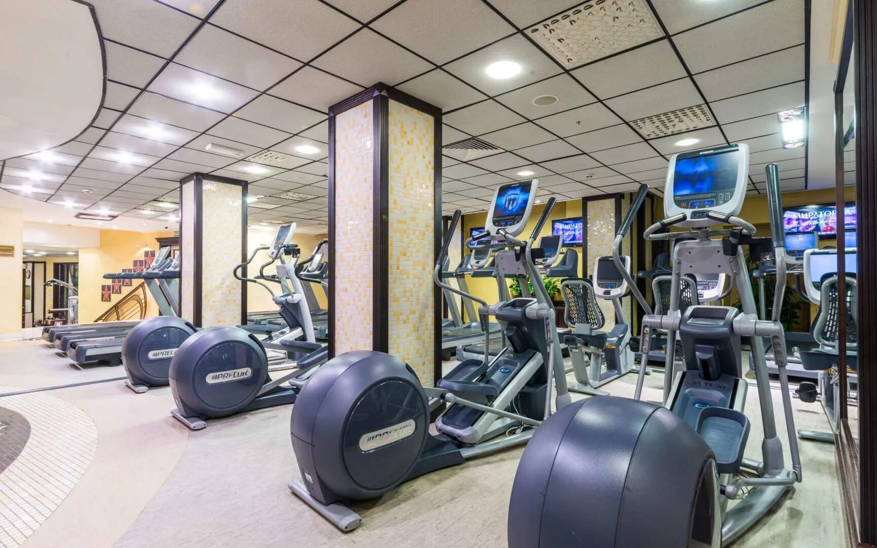 Бионика профсоюзная 76. Фитнес клуб зебра профсоюзная 76. Аквабионика москва аквапарк. Бионика фитнес золоторожский вал. Бионика фитнес профсоюзная 76.