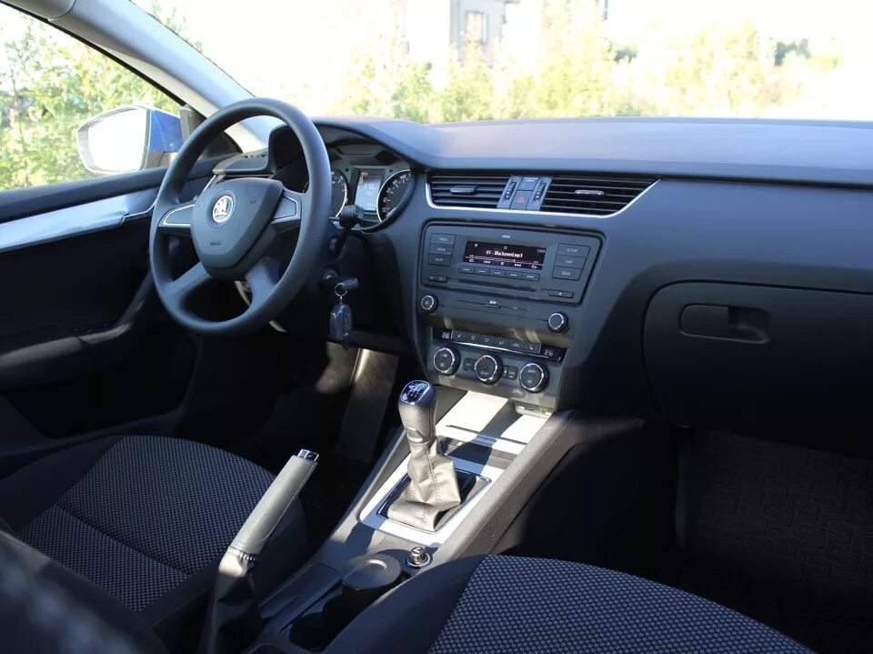 Skoda octavia a7 интерьер. Skoda octavia a7 салон. Skoda octavia 2018 салон. Skoda octavia a7 ambient light. Skoda octavia a7 салон.