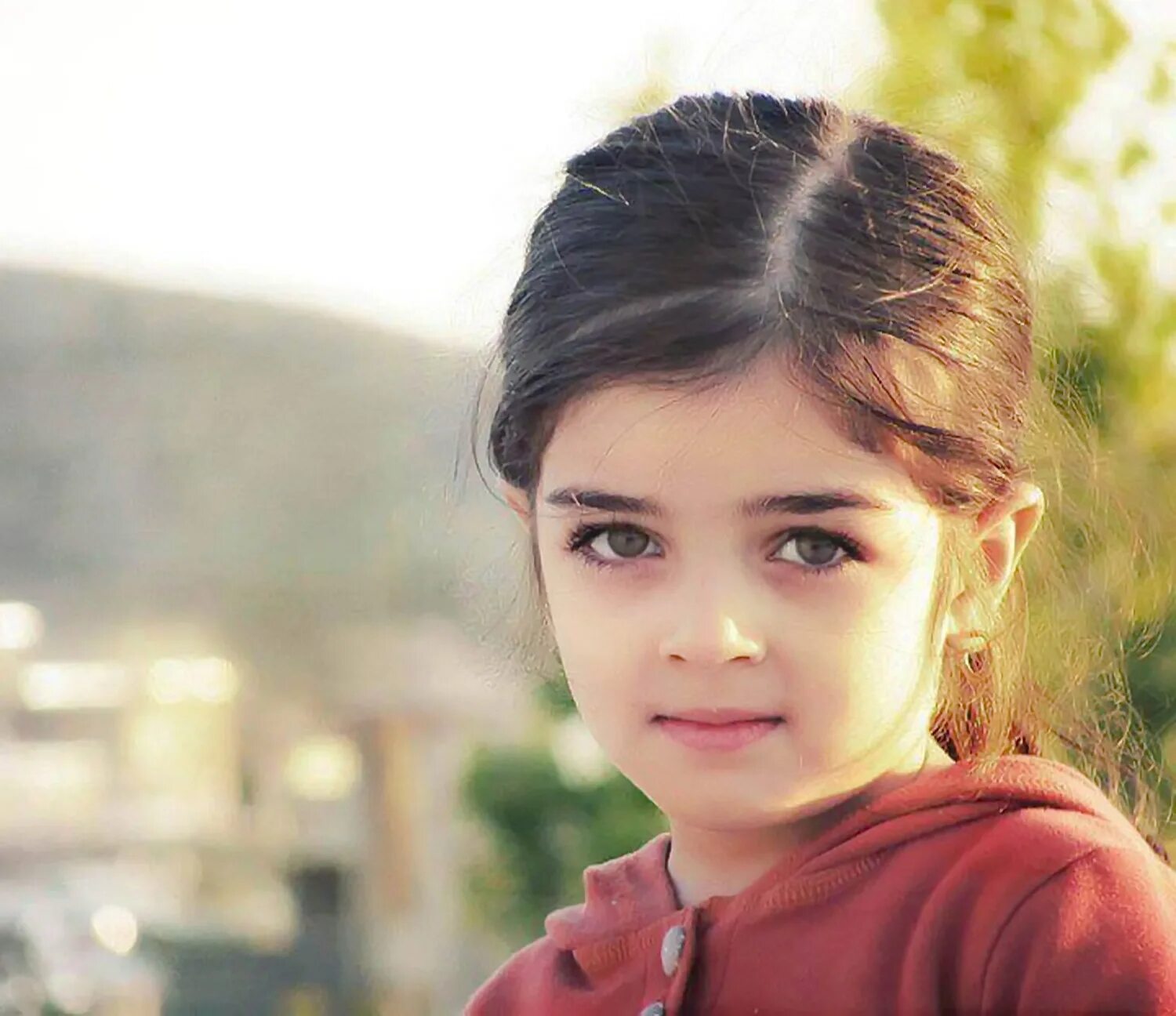 Покажи азербайджанку. Девочка азербайджанка. Азербайджанка девочка маленькая. Армянские дети. Азербайджан девочки маленькие.