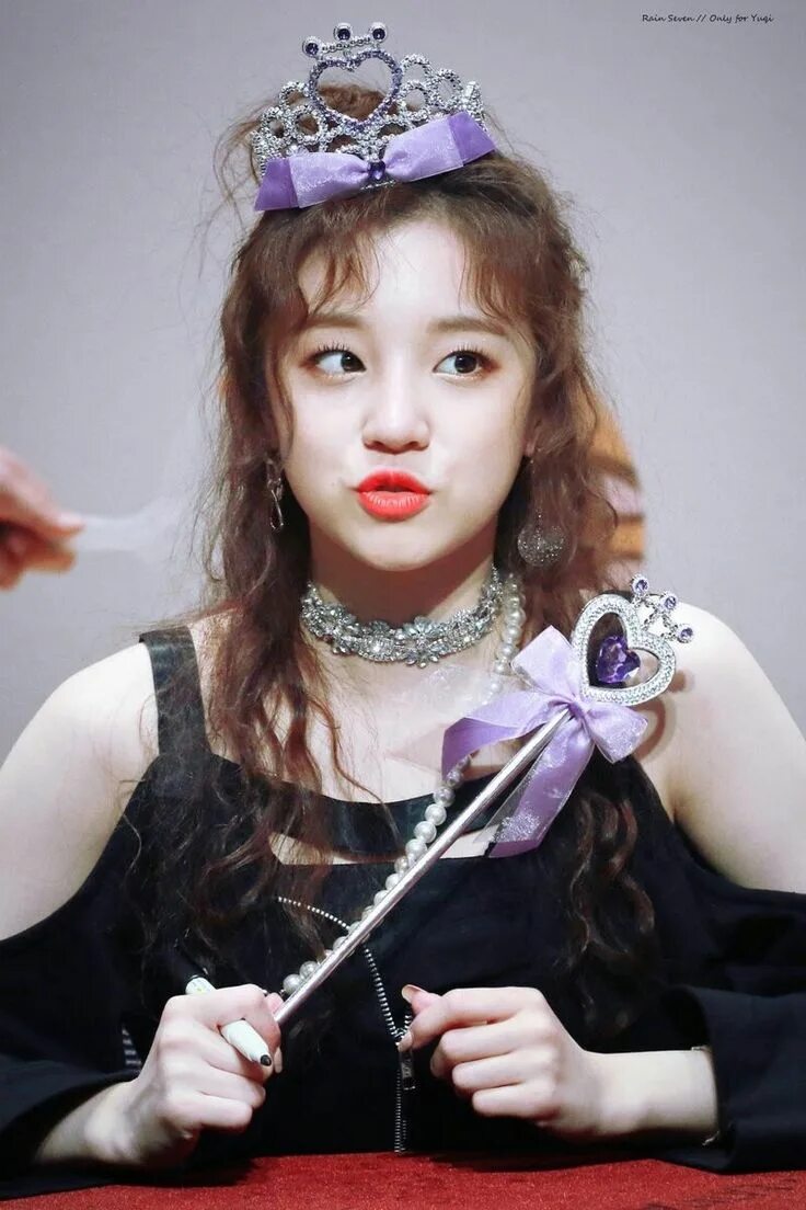 Фото юци. Gidle Yuqi. Сун Юци. G I DLE Юци. Юци g Idle.