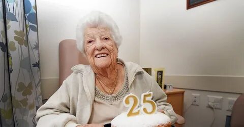 Сколько дней рождения у бабушки 78 лет