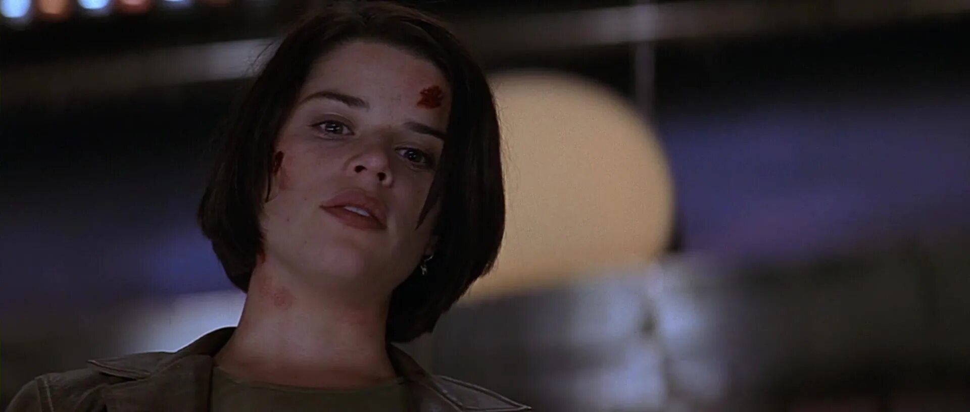 Нив кэмпбелл сидни прескотт. Scream 2 1997. Крик 2 1997. Крик 1996. Видео крик 2.