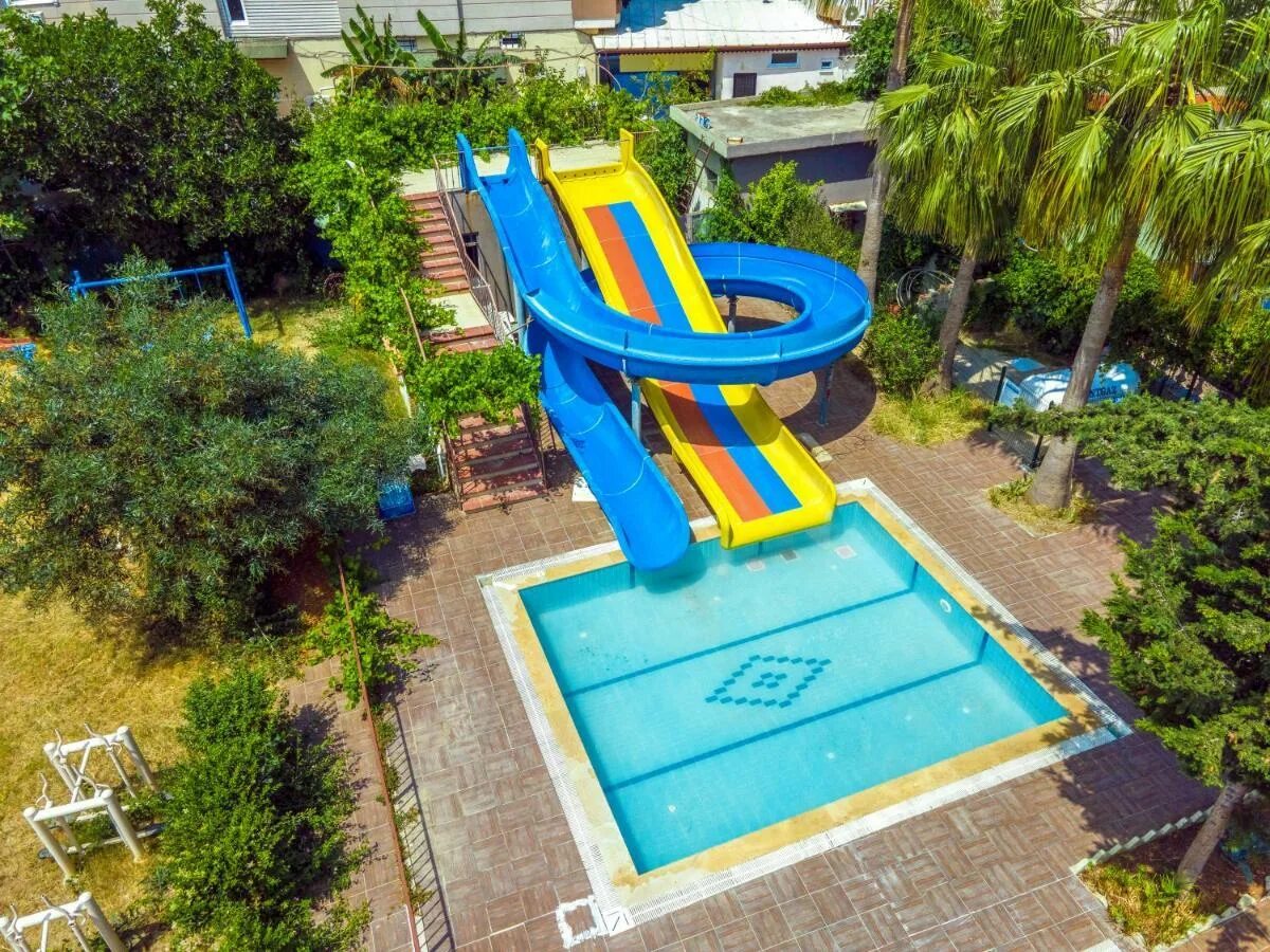 Алания гранд багама бич. Grand bahama beach hotel 3. Grand bahama 3. Grand bahama 3. Алания гранд багама бич.