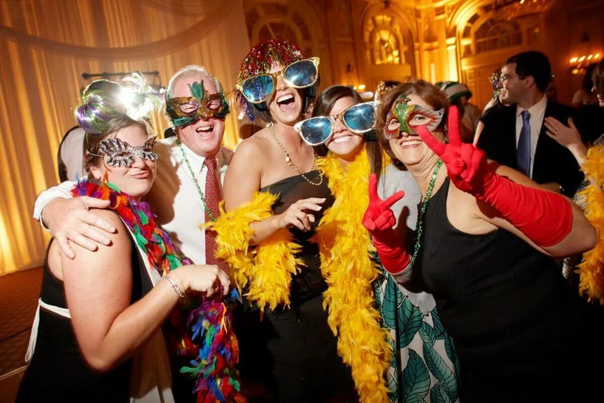 Веселые конкурсы и развлечения на юбилей мужчине. Пижамная вечеринка для детей. Веселые забавные конкурсы. Веселые конкурсы на свадьбу. Костюмированные конкурсы на свадьбу.