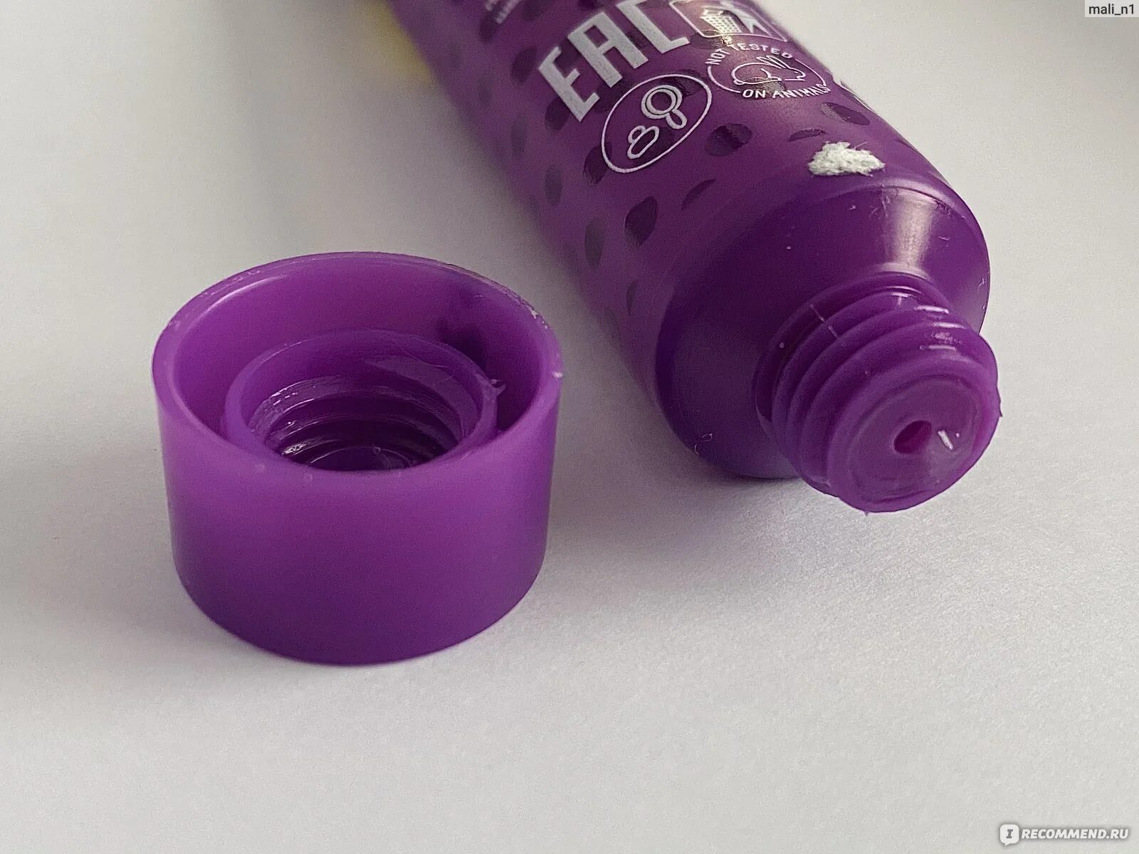 Wsg-t03 краситель гелевый food colours чёрный 20 гр. Вв крем в фиолетовом тюбике. Mistine bb oil control. Body lotion эйвон. Лосьон для тела фиолетовый тюбик.