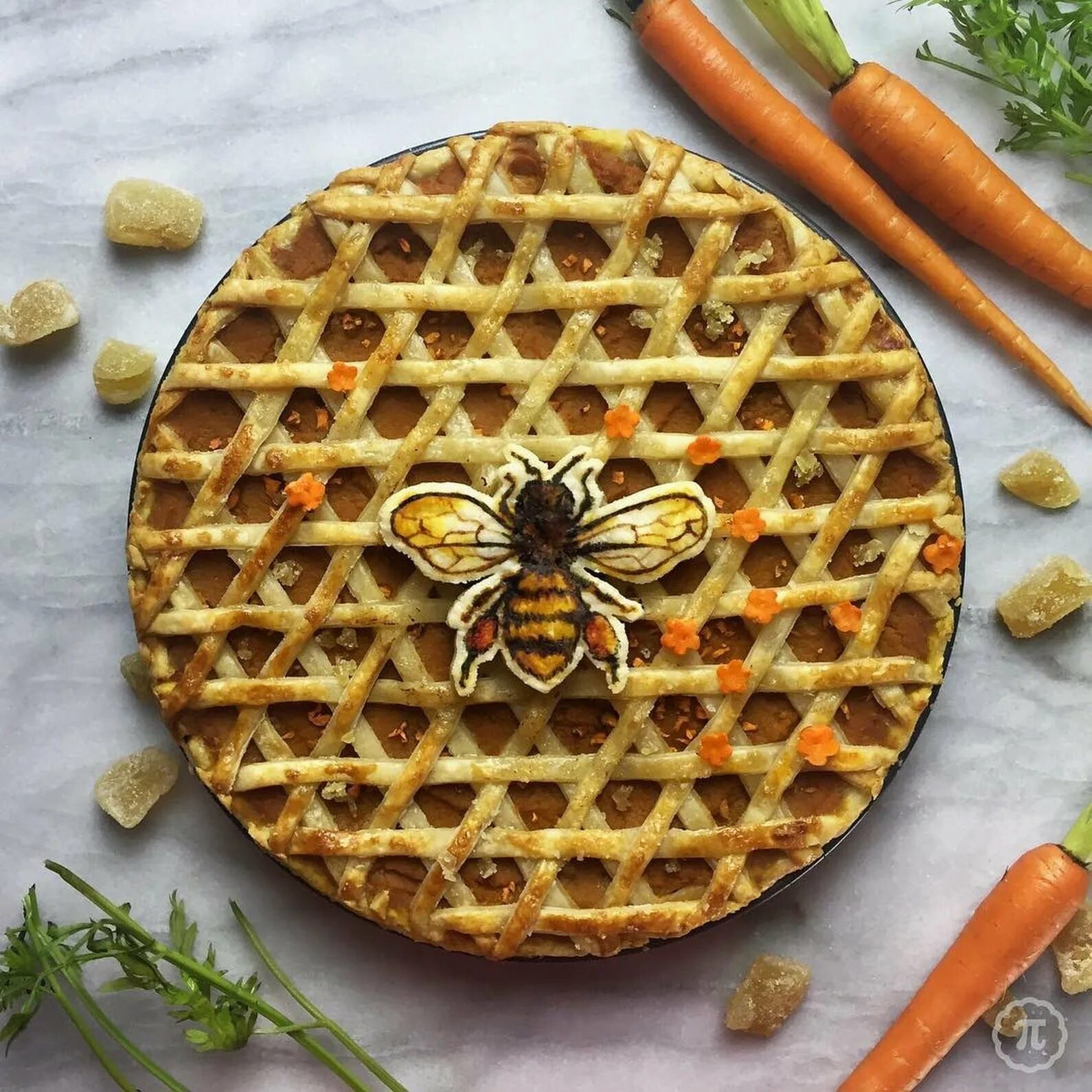 Украшение пирога. Красивое украшение пирога. Украшение дрожжевых пирогов. Украшение дрожжевых пирогов. Украшение сладких пирогов.