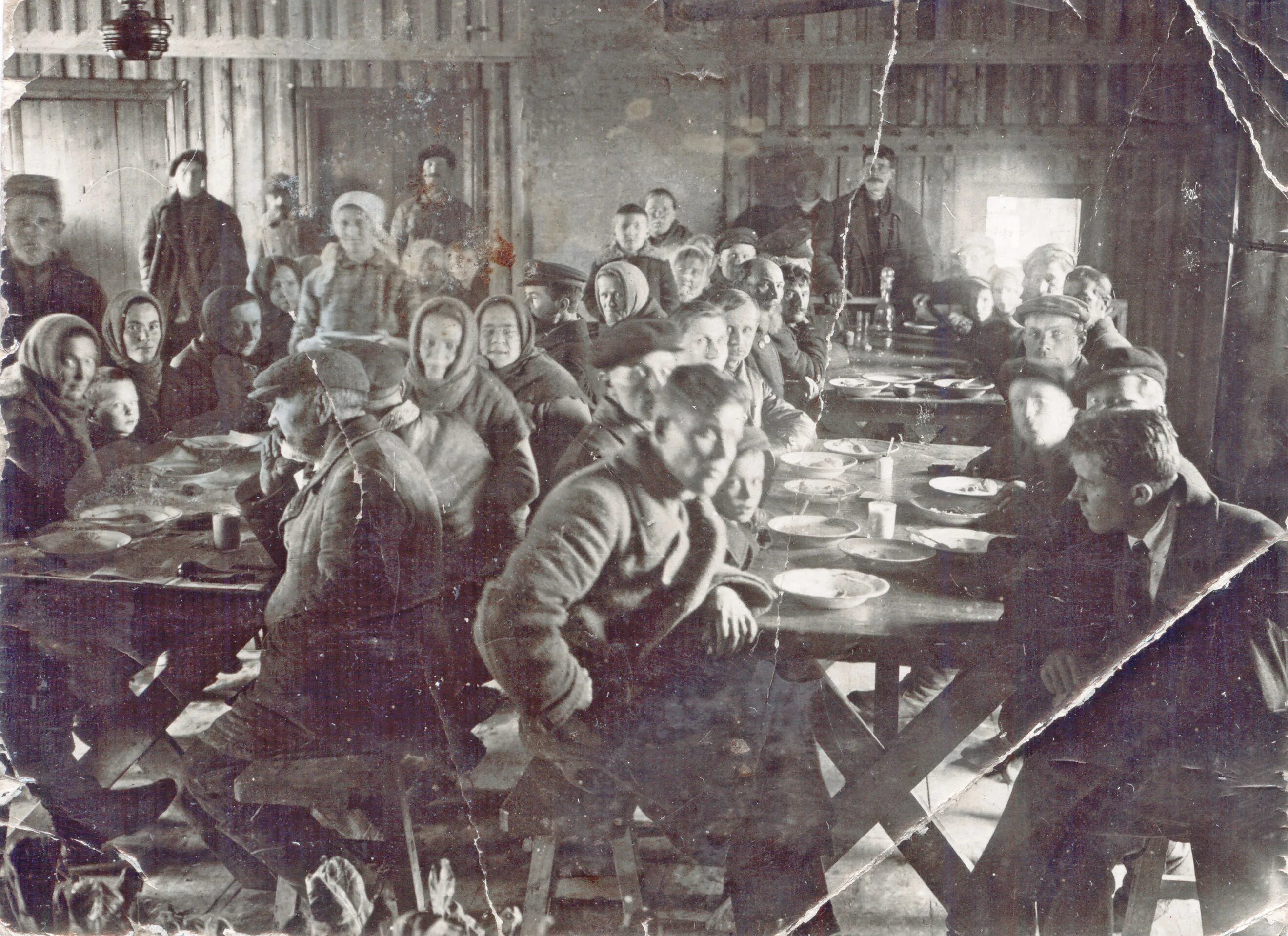 весовая в колхозе. колхоз имени тельмана. посёлок тельмана. фото колхоза им. колхоз им.