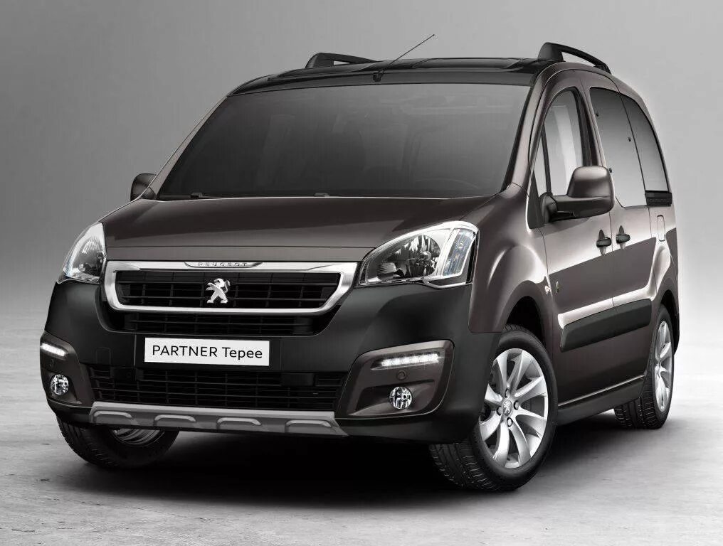 Купить новый пежо партнер. Peugeot partner Tepee 2021. Peugeot partner II Tepee. Peugeot partner 2015. Пежо партнер 2022.