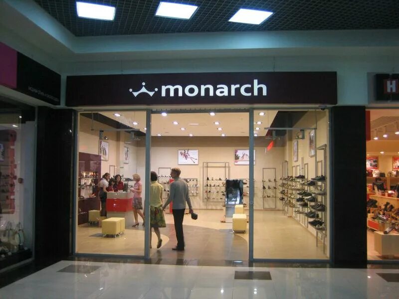 Монарх ювелирный магазин. Магазин монарх. Монарх ювелирный магазин серпухов. Магазин монарх мзсс. Тц монарх.